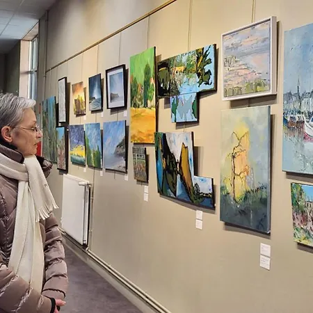 1 2 Personnes Dans Maison Avec Jardin Proche Centres D'interet Et Commerces *