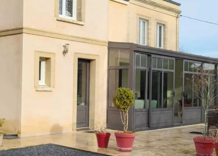 住宿加早餐酒店 1 2 Personnes Dans Maison Avec Jardin Proche Centres D'interet Et Commerces *